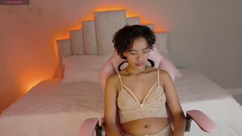 Beecckkkaaa online show from March 26, 2026, 12:44 pm