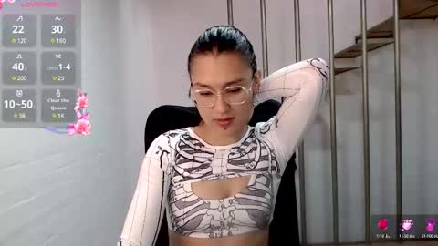 Daniela online show from March 7, 2025, 6:43 pm