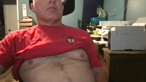 Snapshot of beckster040 chatting on June 27, 2026, 6:07 am beckster online show from June 27, 2026, 6:07 am