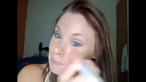 BECKY BOO  online show from October 27, 2025, 5:55 am