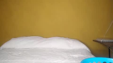 Snapshot of becky2994 chatting on April 27, 2026, 1:36 am BECKY BOO online show from April 27, 2026, 1:36 am