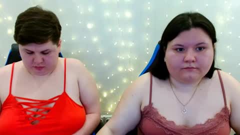 BeckyAndEllen online show from March 10, 2026, 10:31 am