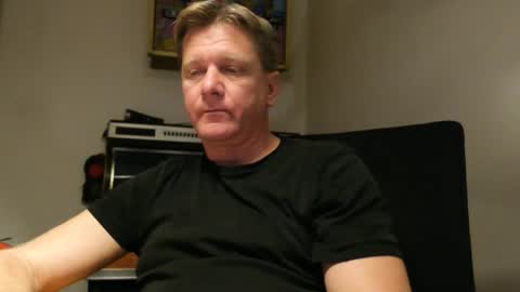 Snapshot of beefeater_7 chatting on November 23, 2025, 9:36 pm beefeater_7 online show from November 23, 2025, 9:36 pm