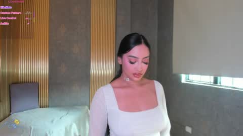 BELLA online show from April 8, 2026, 2:39 pm