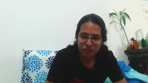 Snapshot of beentage chatting on October 28, 2025, 4:49 am Alex online show from October 28, 2025, 4:49 am