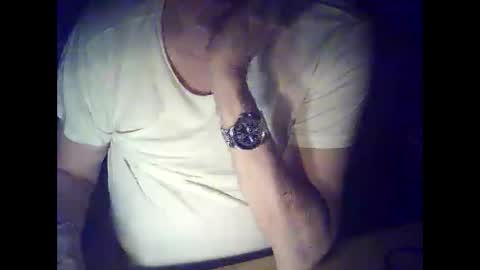 bekklove1 online show from April 13, 2026, 1:44 am