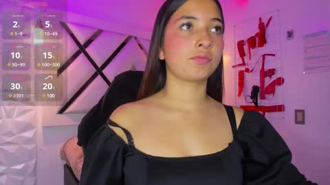 Bella online show from March 12, 2025, 9:45 pm