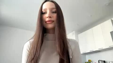 Angelina online show from March 17, 2026, 12:08 pm