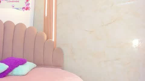 Belkilima  online show from November 4, 2025, 3:00 pm