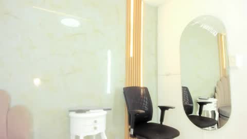 Belkilima  online show from April 1, 2026, 7:33 pm