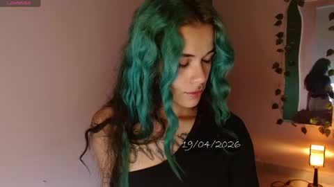 Snapshot of bell_art chatting on April 19, 2026, 7:16 pm online show from April 19, 2026, 7:16 pm