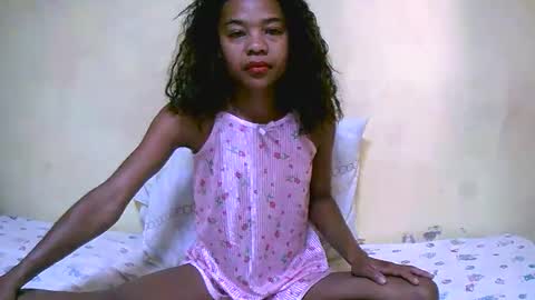 Snapshot of bella193999 chatting on December 7, 2024, 4:42 am bella193999 online show from December 7, 2024, 4:42 am