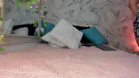 Dessi  online show from January 12, 2026, 1:49 pm