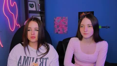 Bella online show from March 12, 2026, 2:45 pm