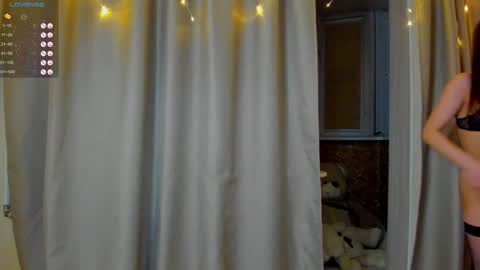 NastyaThere are legends that in this room all your wishes can come true  Private is Open online show from February 1, 2025, 1:23 am