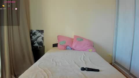 NastyaThere are legends that in this room all your wishes can come true  Private is Open online show from September 26, 2025, 1:31 am