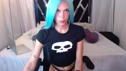 bella_gonvill online show from July 7, 2026, 7:23 am