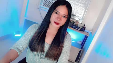 Snapshot of bella_ngo chatting on July 22, 2026, 7:55 am bella_ngo online show from July 22, 2026, 7:55 am