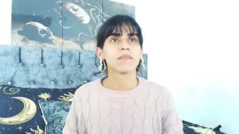 Bella online show from October 4, 2025, 1:58 am