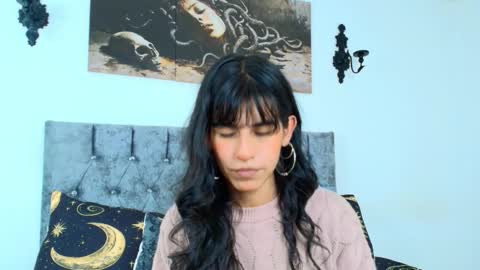 Bella online show from October 23, 2025, 1:16 am