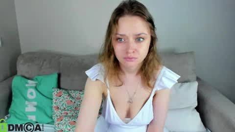 Snapshot of bella_ramsi chatting on May 7, 2026, 1:00 am Linda Bella online show from May 7, 2026, 1:00 am