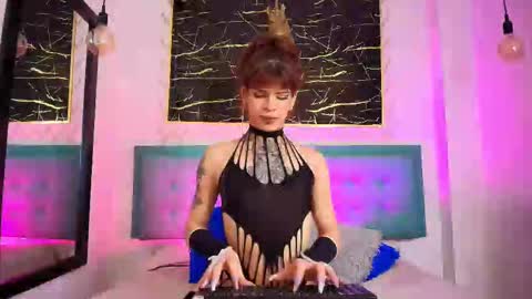     online show from September 9, 2025, 10:20 pm