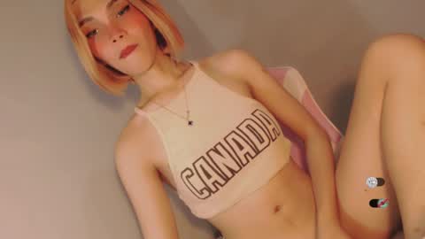 Bella online show from December 16, 2024, 10:56 pm