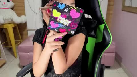 Bella online show from April 6, 2026, 12:39 pm