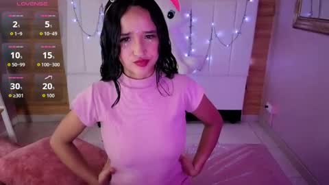 Bella online show from April 9, 2026, 12:54 pm