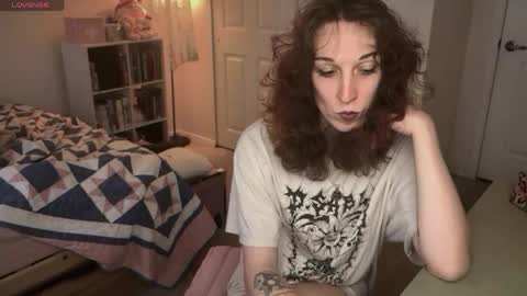 bellababy444 online show from April 13, 2026, 10:48 pm