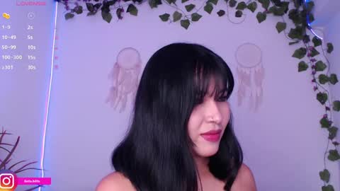 Snapshot of bellabills chatting on February 19, 2025, 9:36 pm Bella online show from February 19, 2025, 9:36 pm