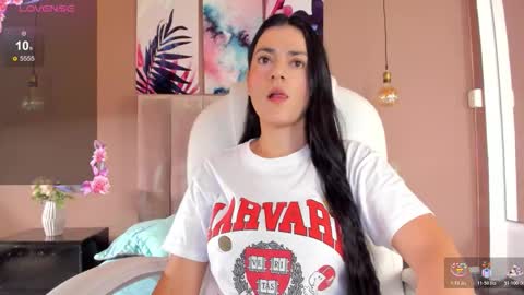 Bella Clair online show from November 25, 2025, 2:50 pm