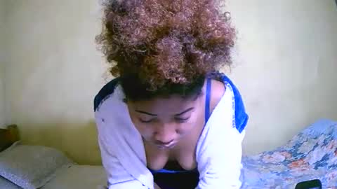 bellaena online show from October 11, 2025, 12:10 am