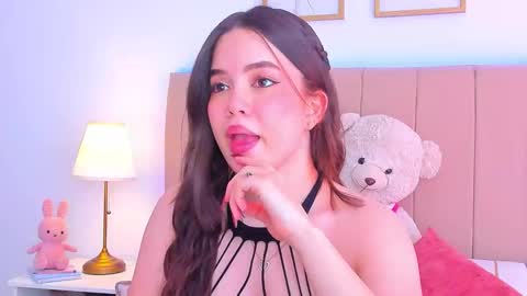 BellaFontana online show from March 10, 2026, 5:51 pm