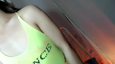 Snapshot of bellafucks1 chatting on January 16, 2025, 1:58 am Bella rowt online show from January 16, 2025, 1:58 am
