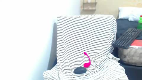 Snapshot of bellamy_sweet chatting on March 6, 2025, 7:36 am bellamy online show from March 6, 2025, 7:36 am