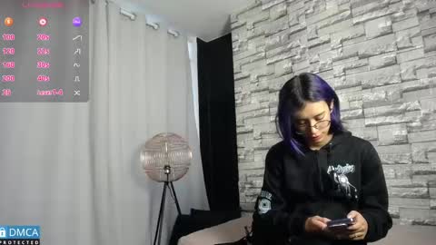   online show from February 6, 2025, 12:37 pm