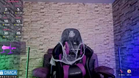   online show from October 27, 2025, 11:31 pm