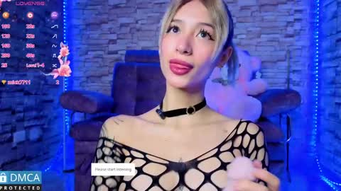 Snapshot of bellaodisea chatting on May 15, 2026, 7:21 pm online show from May 15, 2026, 7:21 pm