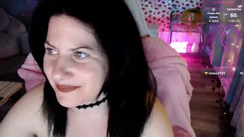Snapshot of bellastar84 chatting on June 19, 2026, 5:56 am Starr40 online show from June 19, 2026, 5:56 am
