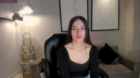 B E L L A  online show from June 2, 2026, 10:39 am