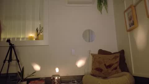 bellatrix993 online show from April 4, 2026, 4:55 am