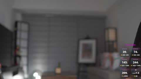 Belle Adrienne  IG  online show from December 3, 2024, 12:49 pm