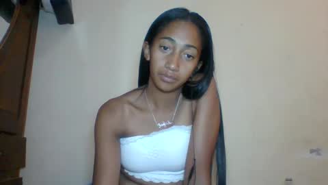 Snapshot of belle_annah chatting on April 30, 2026, 6:53 am belle_annah online show from April 30, 2026, 6:53 am