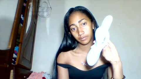 belle_annah online show from July 26, 2026, 2:53 am