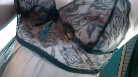 belle_ragazee online show from June 6, 2026, 7:57 am