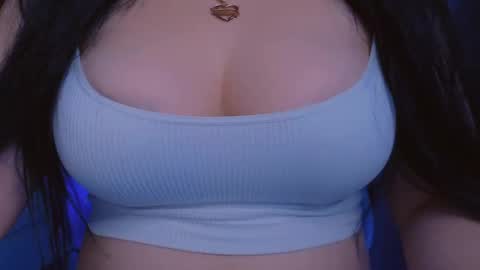 Snapshot of bellelovexx chatting on January 28, 2025, 1:59 pm Hello I am kind friendly and cute girl online show from January 28, 2025, 1:59 pm