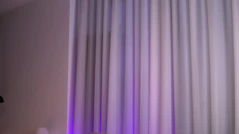 Belle online show from November 11, 2025, 5:18 am