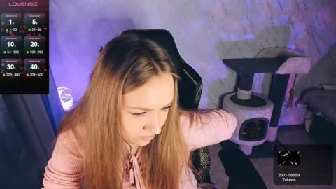 Your Annabelle Wolf  online show from January 6, 2025, 2:14 pm