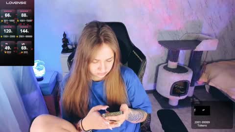 Your Annabelle Wolf  online show from January 12, 2025, 1:16 pm